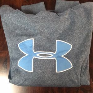 under armour hooded sweatshirt